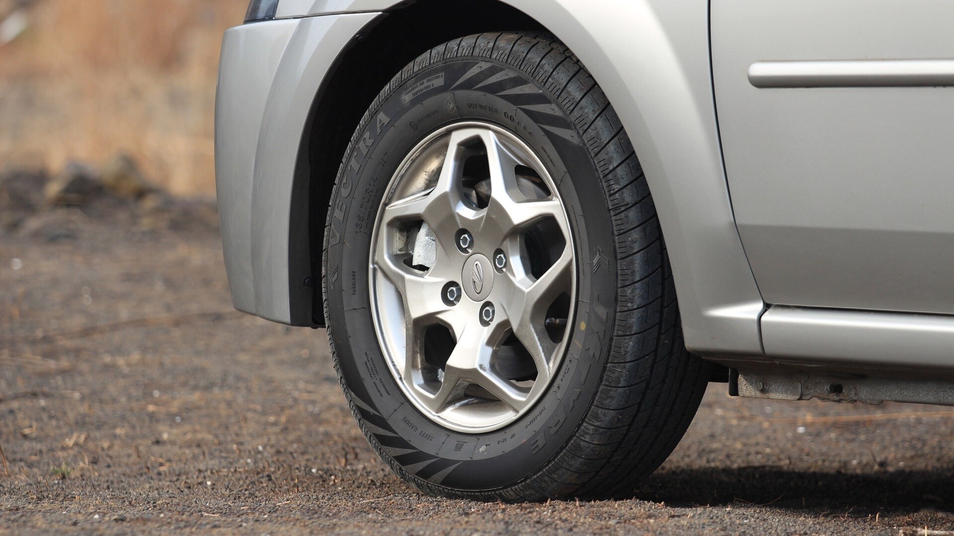 Mahindra-Verito-Vibe- Exterior